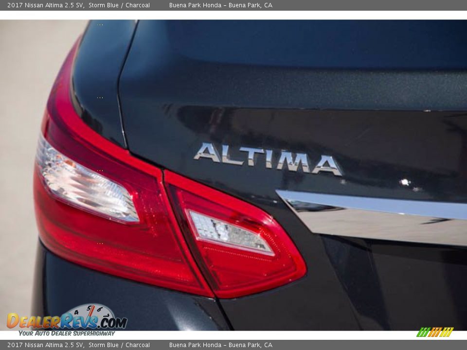 2017 Nissan Altima 2.5 SV Storm Blue / Charcoal Photo #10