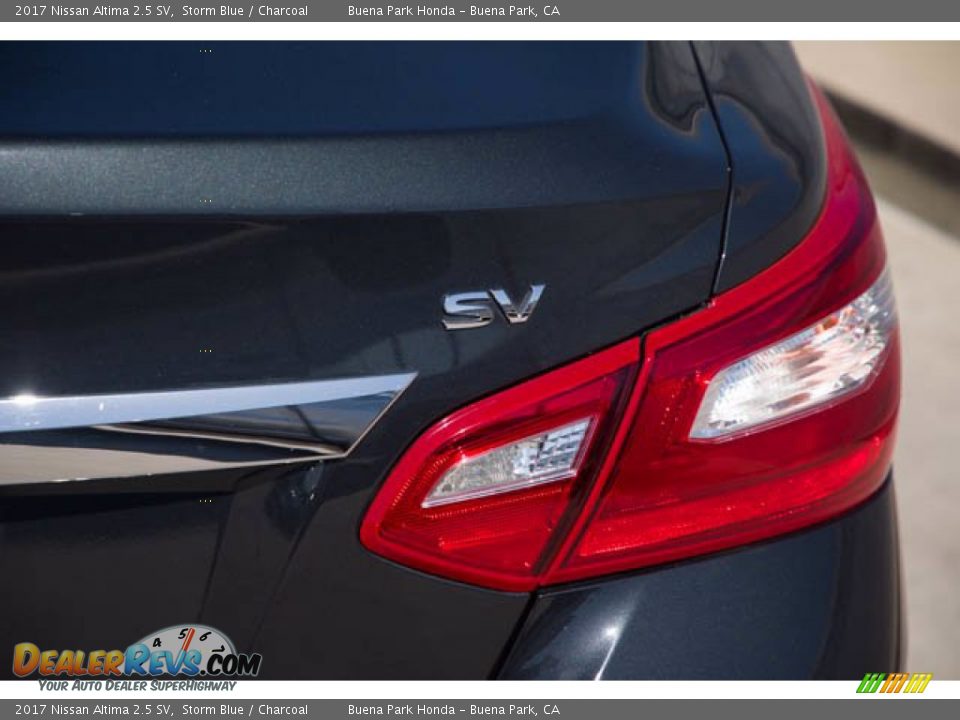 2017 Nissan Altima 2.5 SV Storm Blue / Charcoal Photo #11