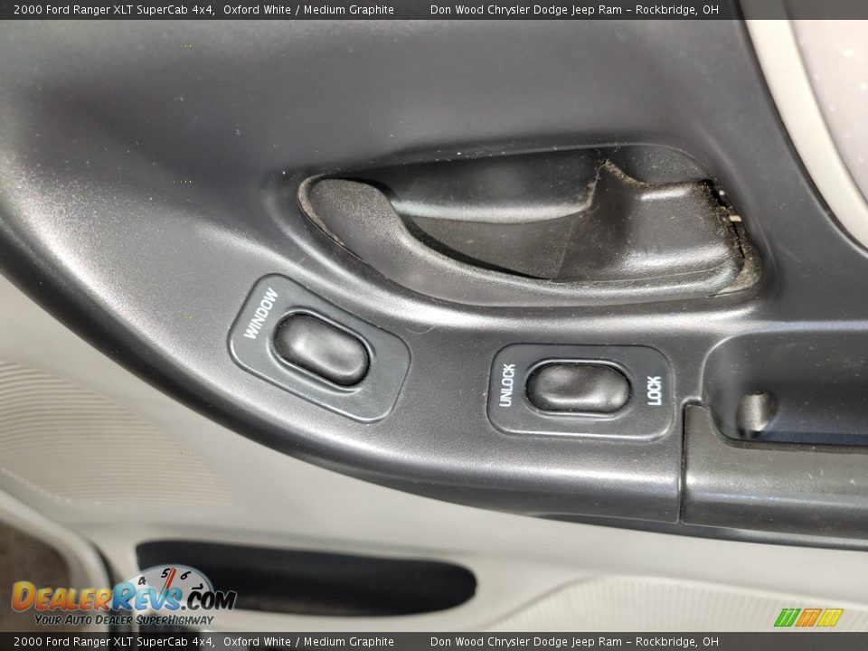 2000 Ford Ranger XLT SuperCab 4x4 Oxford White / Medium Graphite Photo #24