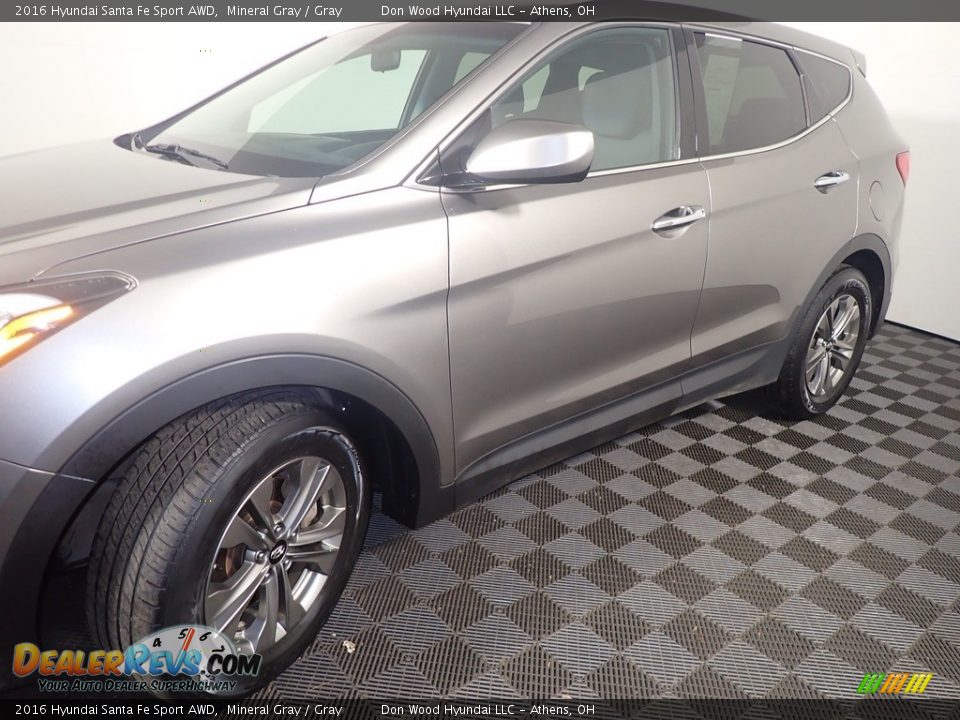 2016 Hyundai Santa Fe Sport AWD Mineral Gray / Gray Photo #9