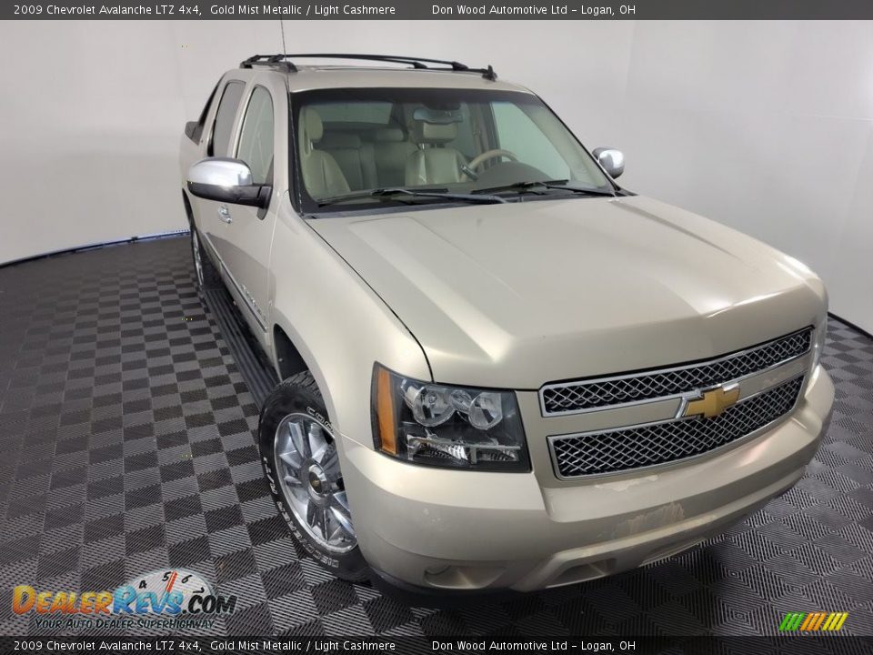 2009 Chevrolet Avalanche LTZ 4x4 Gold Mist Metallic / Light Cashmere Photo #5