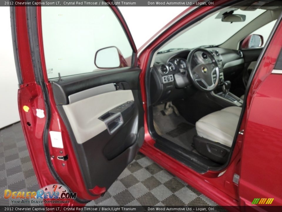 2012 Chevrolet Captiva Sport LT Crystal Red Tintcoat / Black/Light Titanium Photo #12