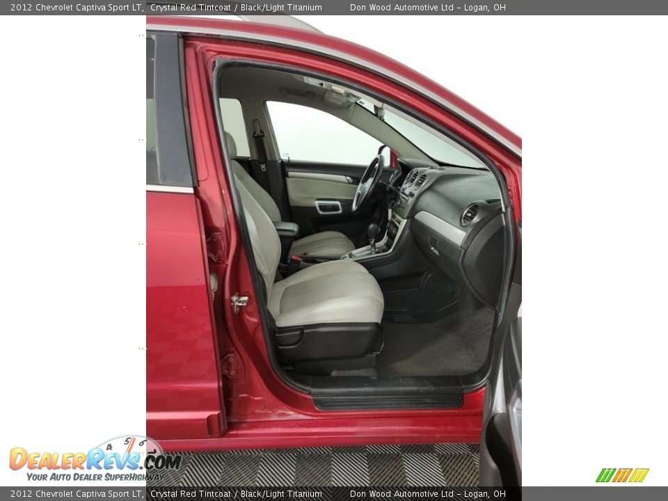 2012 Chevrolet Captiva Sport LT Crystal Red Tintcoat / Black/Light Titanium Photo #28