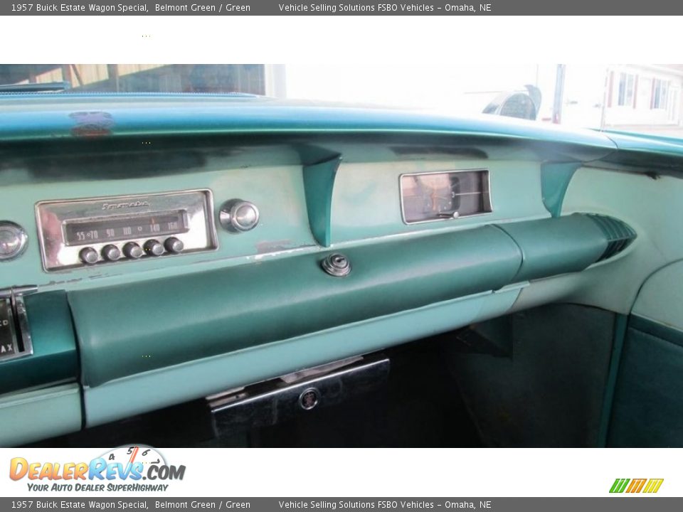 Dashboard of 1957 Buick Estate Wagon Special Photo #4