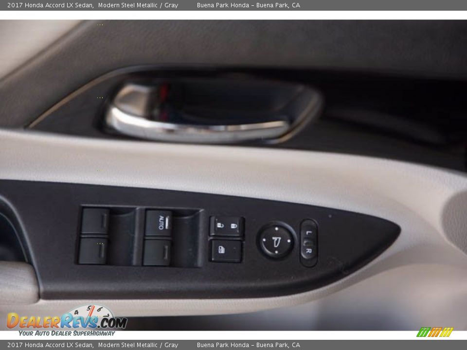 2017 Honda Accord LX Sedan Modern Steel Metallic / Gray Photo #28