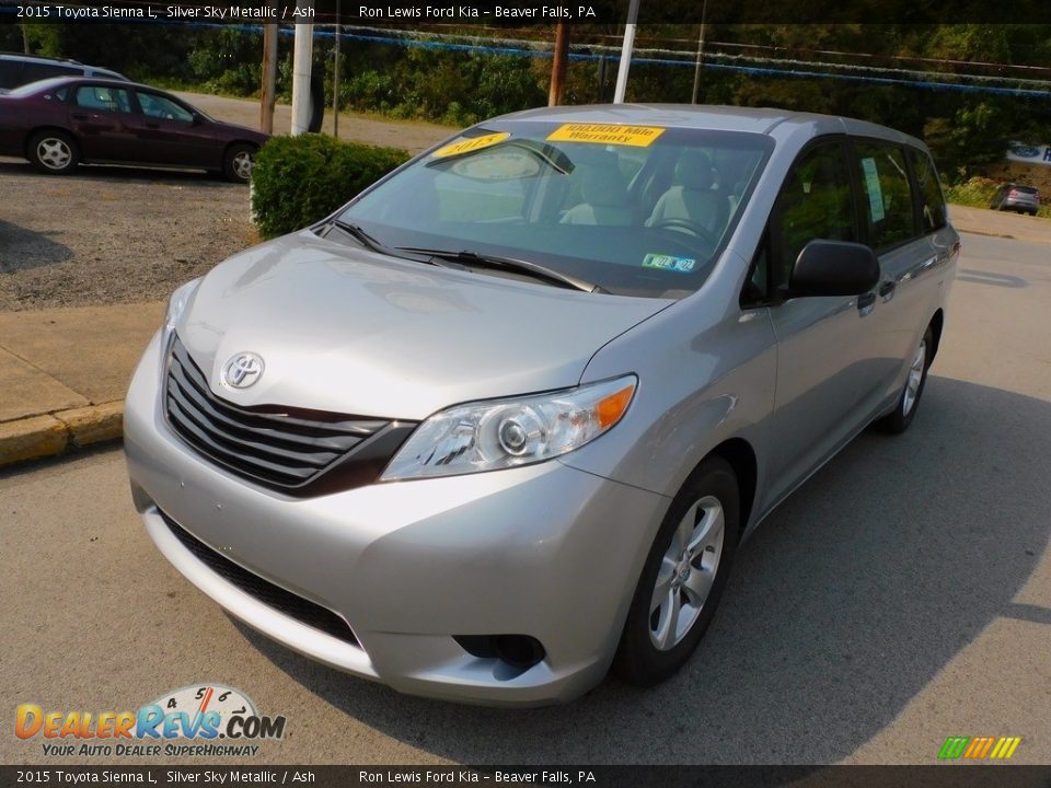 Silver Sky Metallic 2015 Toyota Sienna L Photo #7