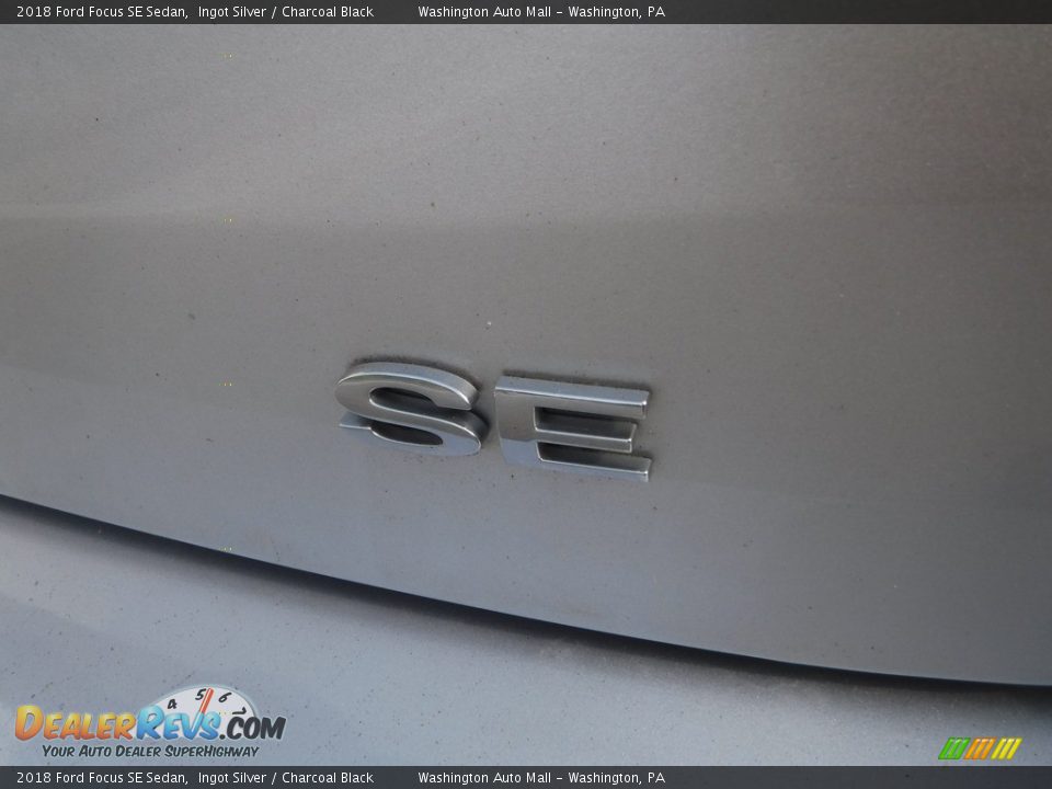 2018 Ford Focus SE Sedan Ingot Silver / Charcoal Black Photo #16