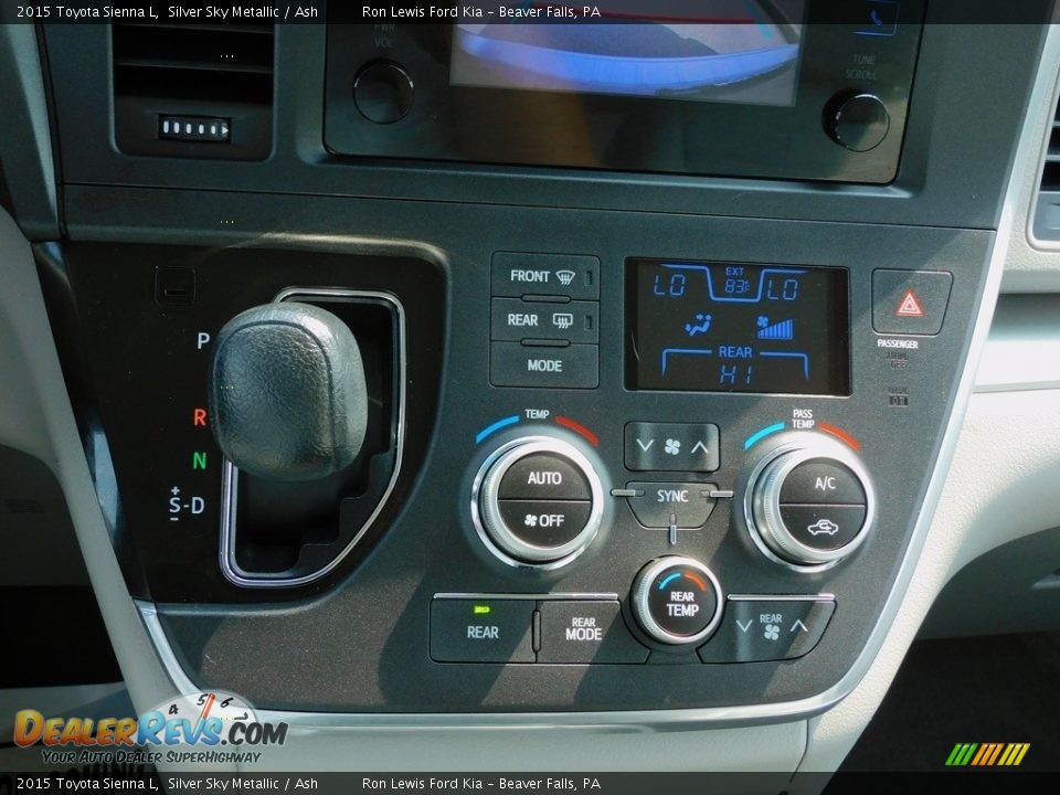 Controls of 2015 Toyota Sienna L Photo #18