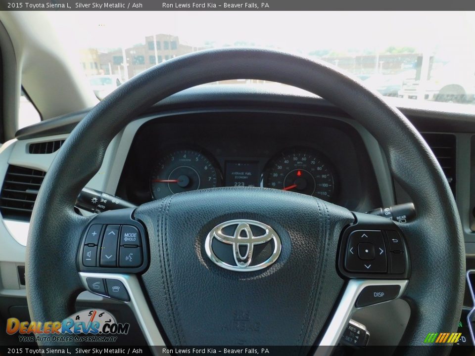 2015 Toyota Sienna L Steering Wheel Photo #19