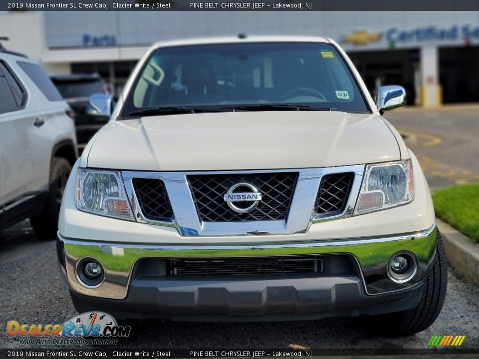 2019 Nissan Frontier SL Crew Cab Glacier White / Steel Photo #2