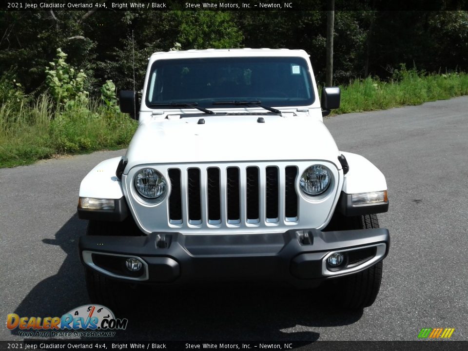 2021 Jeep Gladiator Overland 4x4 Bright White / Black Photo #3