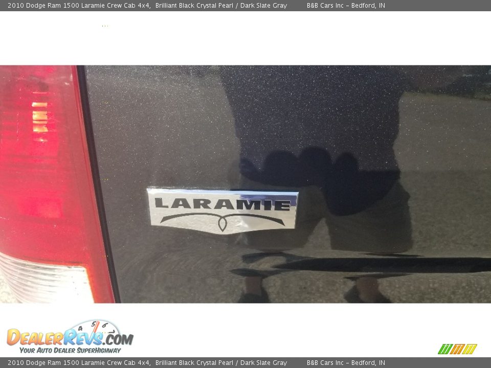 2010 Dodge Ram 1500 Laramie Crew Cab 4x4 Brilliant Black Crystal Pearl / Dark Slate Gray Photo #12