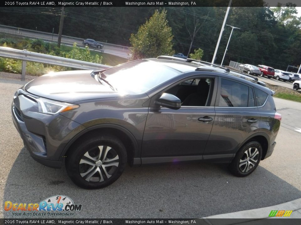 2016 Toyota RAV4 LE AWD Magnetic Gray Metallic / Black Photo #13