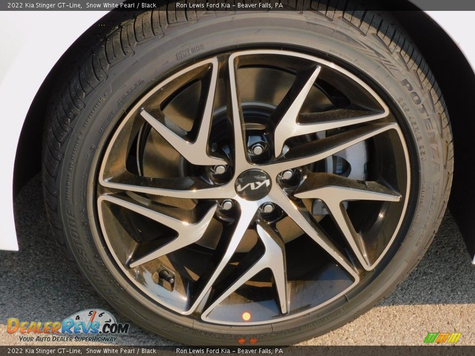 2022 Kia Stinger GT-Line Wheel Photo #10
