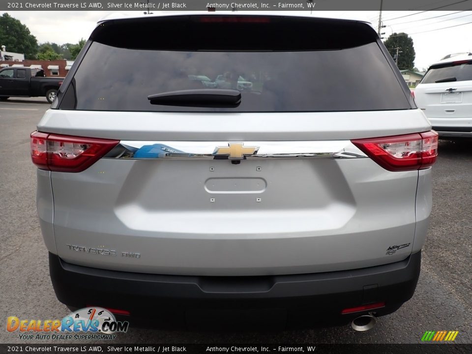 2021 Chevrolet Traverse LS AWD Silver Ice Metallic / Jet Black Photo #4