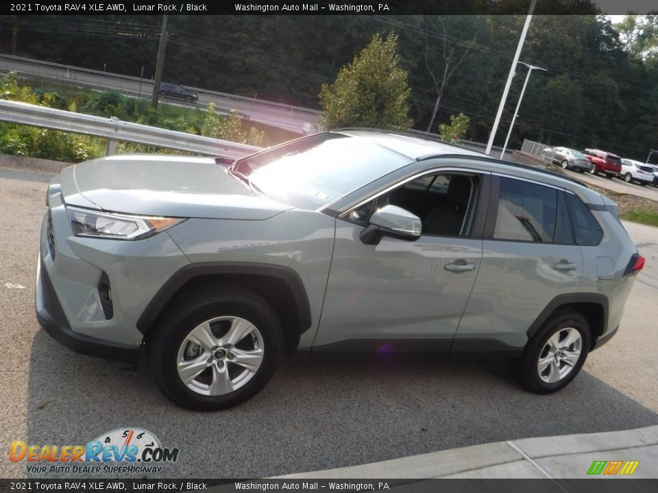 2021 Toyota RAV4 XLE AWD Lunar Rock / Black Photo #12