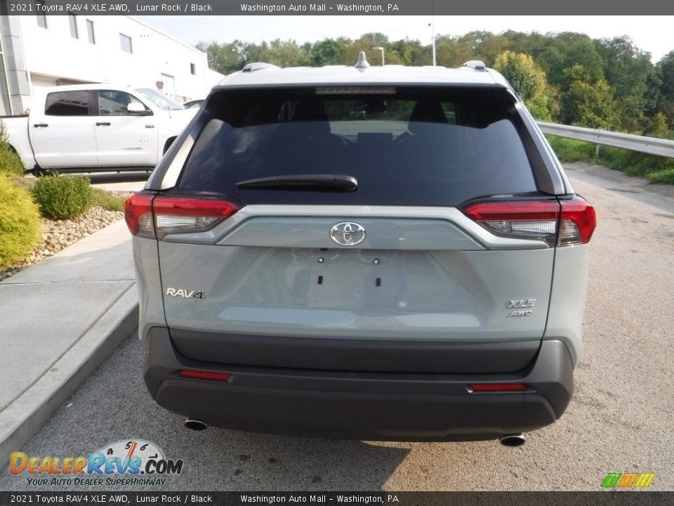 2021 Toyota RAV4 XLE AWD Lunar Rock / Black Photo #14