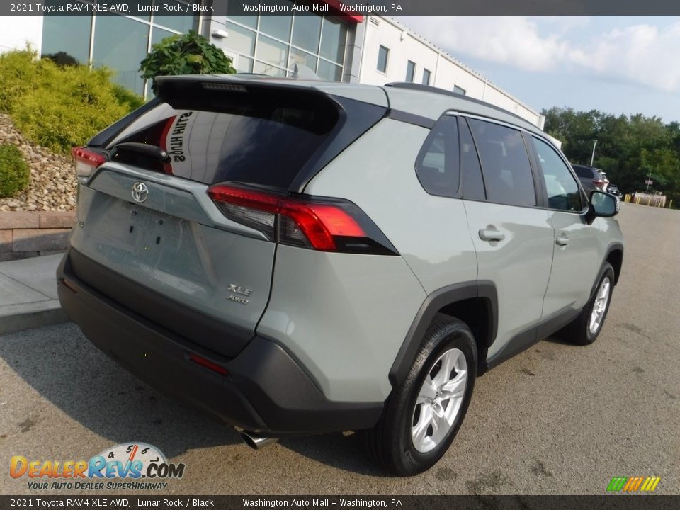 2021 Toyota RAV4 XLE AWD Lunar Rock / Black Photo #15