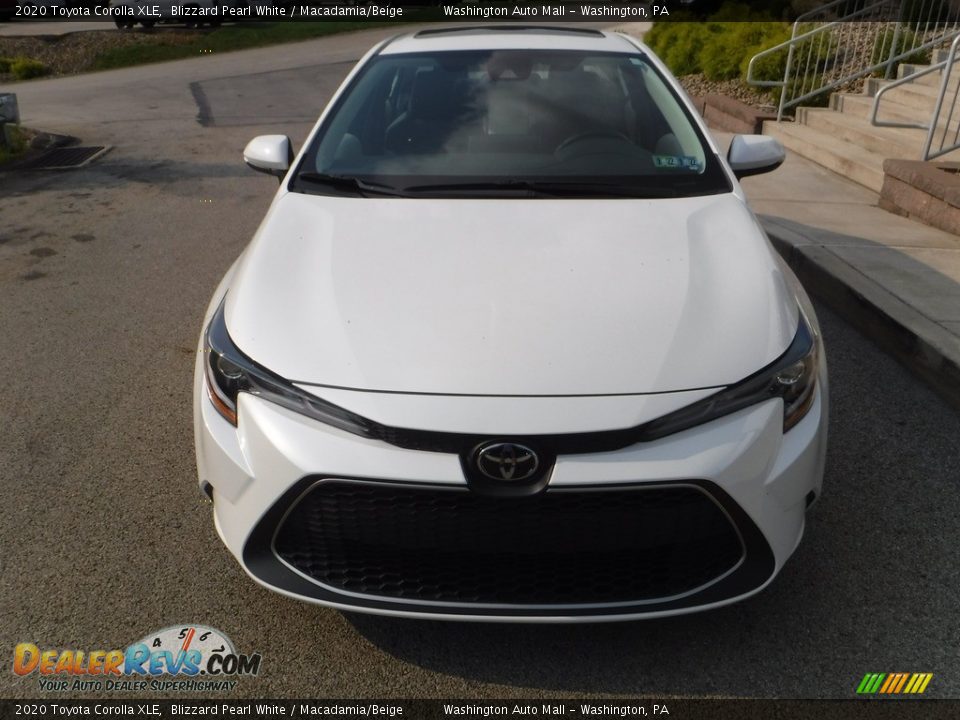 2020 Toyota Corolla XLE Blizzard Pearl White / Macadamia/Beige Photo #12