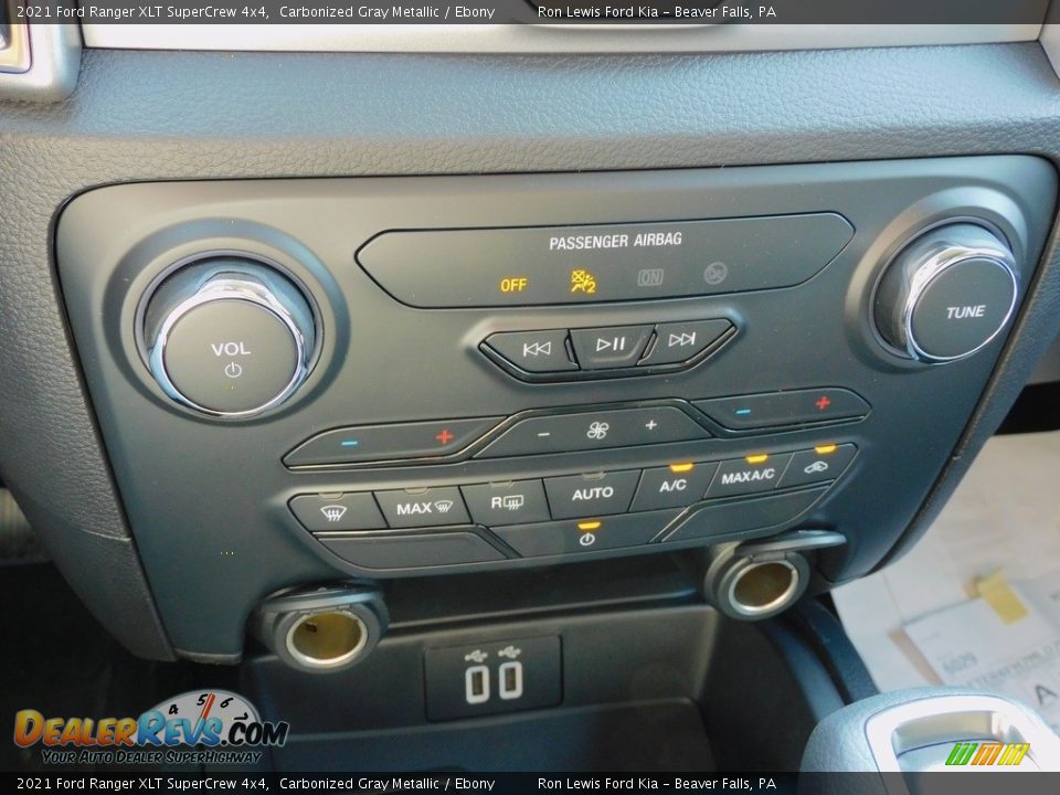 Controls of 2021 Ford Ranger XLT SuperCrew 4x4 Photo #17