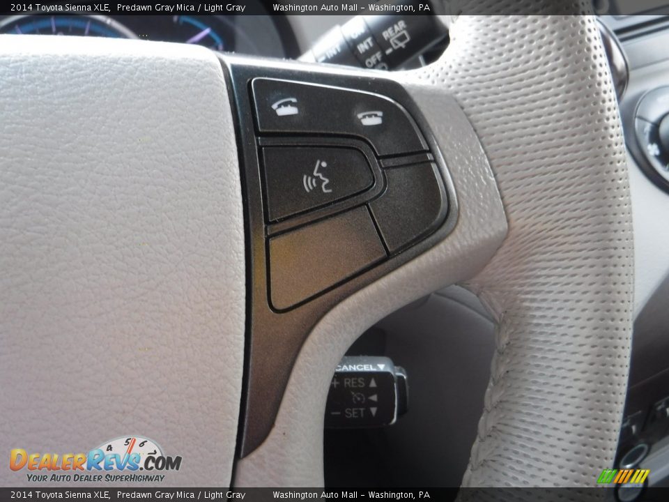2014 Toyota Sienna XLE Predawn Gray Mica / Light Gray Photo #26