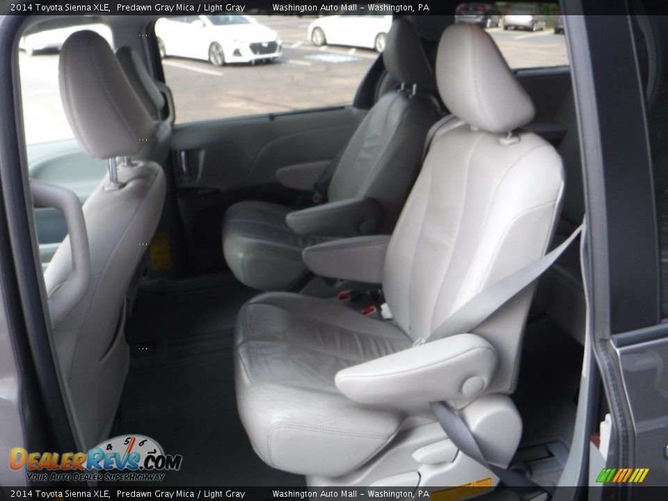 2014 Toyota Sienna XLE Predawn Gray Mica / Light Gray Photo #31