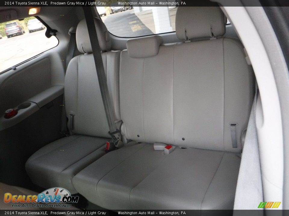 2014 Toyota Sienna XLE Predawn Gray Mica / Light Gray Photo #32