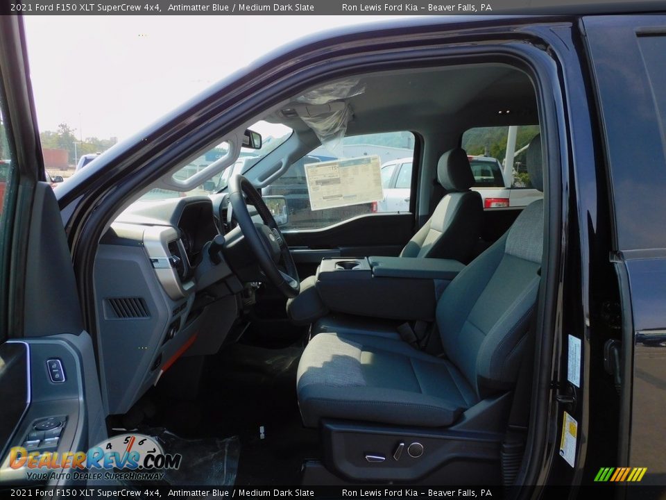 Front Seat of 2021 Ford F150 XLT SuperCrew 4x4 Photo #11