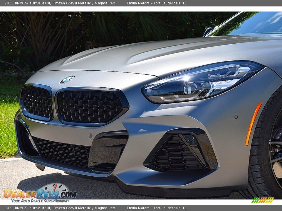 2021 BMW Z4 sDrive M40i Frozen Grey II Metallic / Magma Red Photo #19