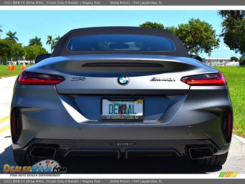 2021 BMW Z4 sDrive M40i Frozen Grey II Metallic / Magma Red Photo #23