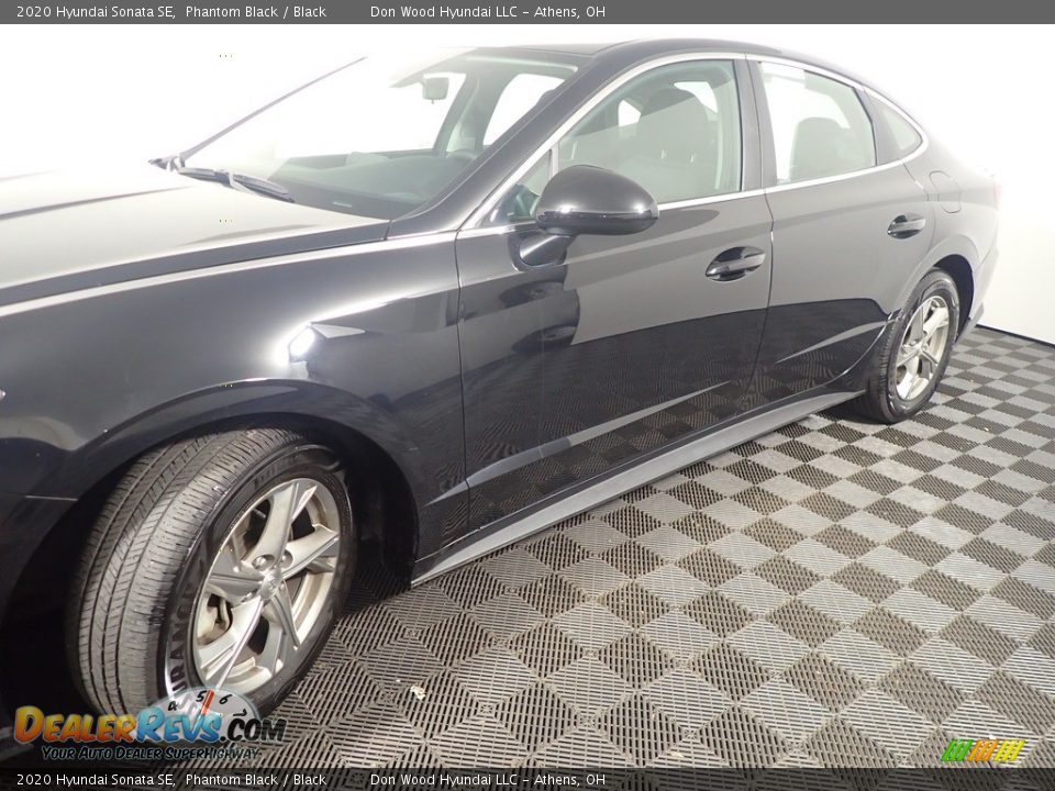 2020 Hyundai Sonata SE Phantom Black / Black Photo #10