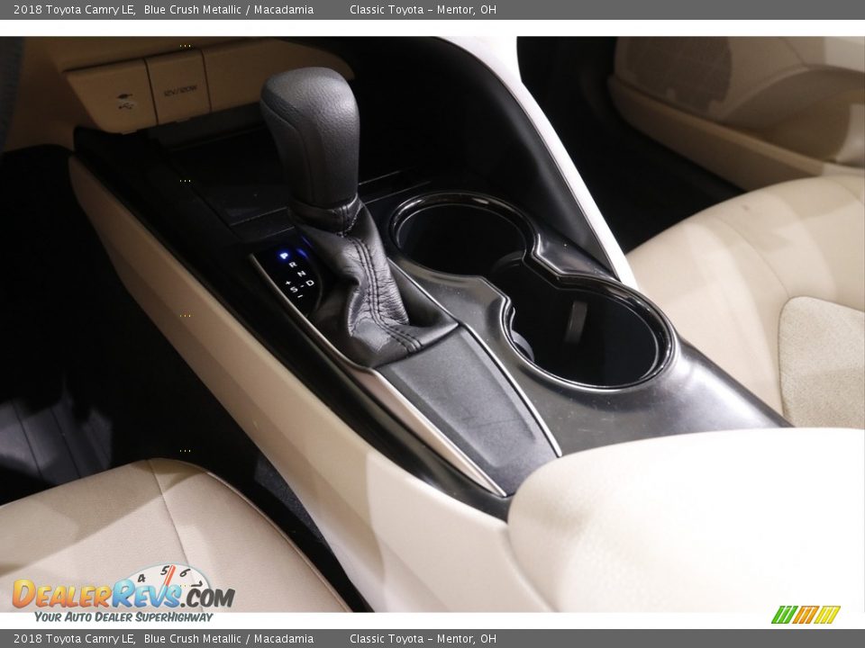 2018 Toyota Camry LE Blue Crush Metallic / Macadamia Photo #13