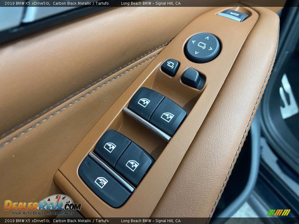 Door Panel of 2019 BMW X5 xDrive50i Photo #14