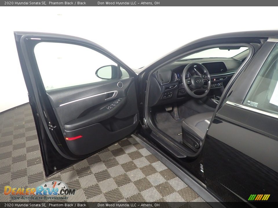 2020 Hyundai Sonata SE Phantom Black / Black Photo #20