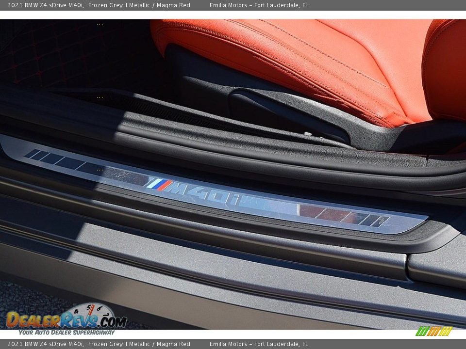 2021 BMW Z4 sDrive M40i Frozen Grey II Metallic / Magma Red Photo #44