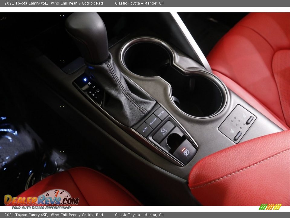 2021 Toyota Camry XSE Shifter Photo #13