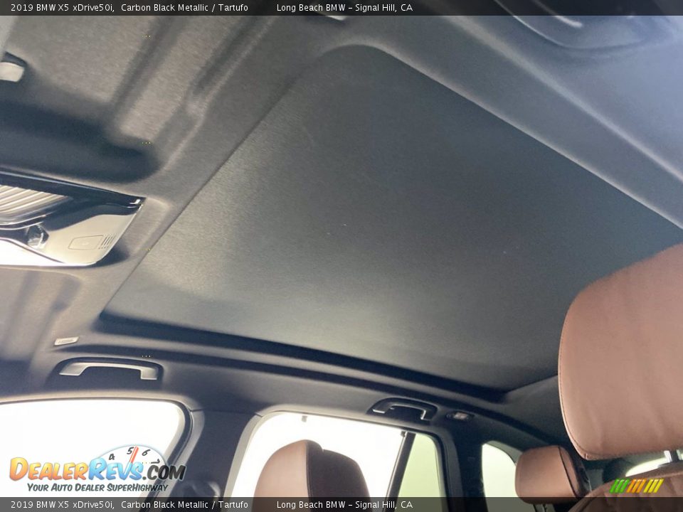 Sunroof of 2019 BMW X5 xDrive50i Photo #30