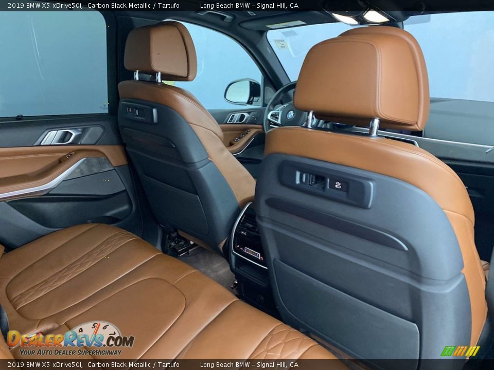 Rear Seat of 2019 BMW X5 xDrive50i Photo #35