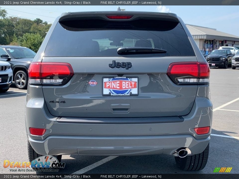 2021 Jeep Grand Cherokee Laredo 4x4 Sting-Gray / Black Photo #7