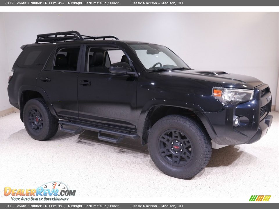 2019 Toyota 4Runner TRD Pro 4x4 Midnight Black metallic / Black Photo #1
