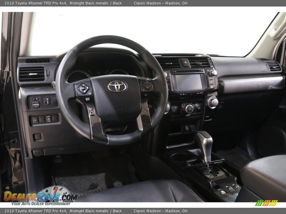 2019 Toyota 4Runner TRD Pro 4x4 Midnight Black metallic / Black Photo #6
