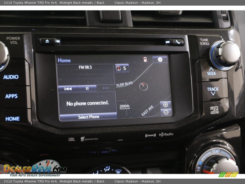 2019 Toyota 4Runner TRD Pro 4x4 Midnight Black metallic / Black Photo #10
