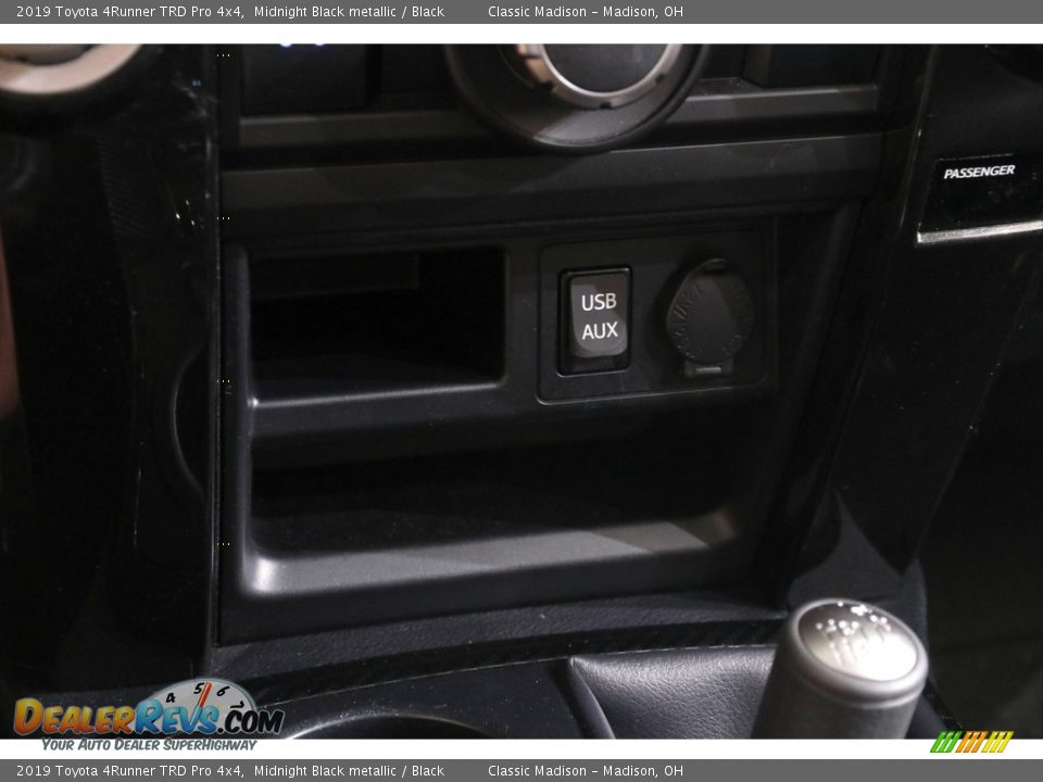 2019 Toyota 4Runner TRD Pro 4x4 Midnight Black metallic / Black Photo #13