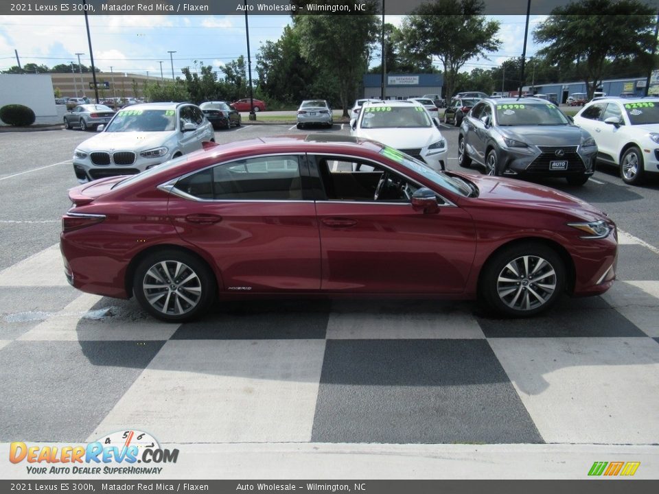 2021 Lexus ES 300h Matador Red Mica / Flaxen Photo #3