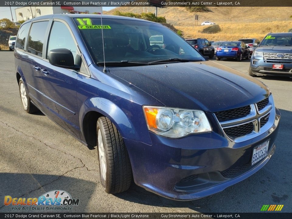 2017 Dodge Grand Caravan SE Contusion Blue Pearlcoat / Black/Light Graystone Photo #1