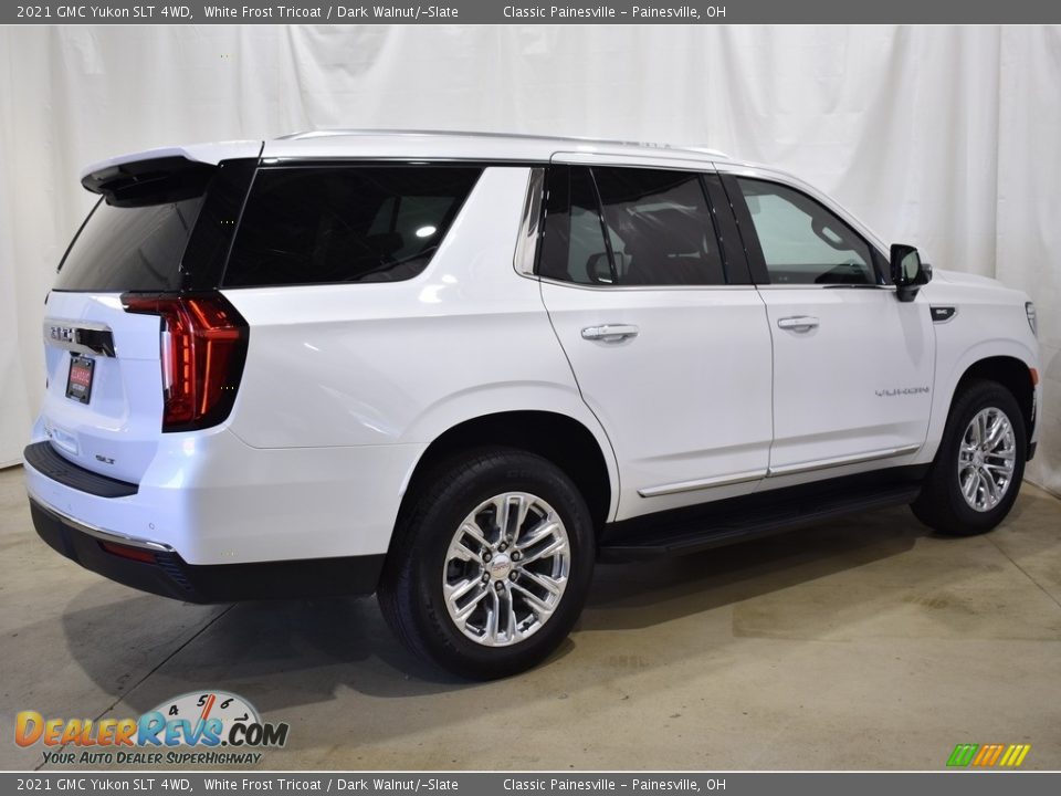 2021 GMC Yukon SLT 4WD White Frost Tricoat / Dark Walnut/­Slate Photo #2