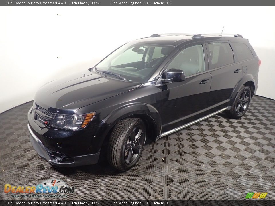 2019 Dodge Journey Crossroad AWD Pitch Black / Black Photo #9