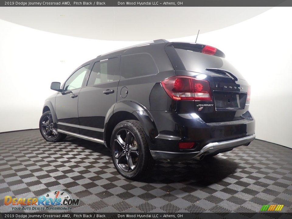 2019 Dodge Journey Crossroad AWD Pitch Black / Black Photo #11