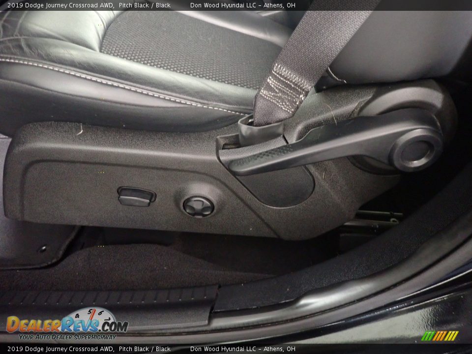 2019 Dodge Journey Crossroad AWD Pitch Black / Black Photo #23