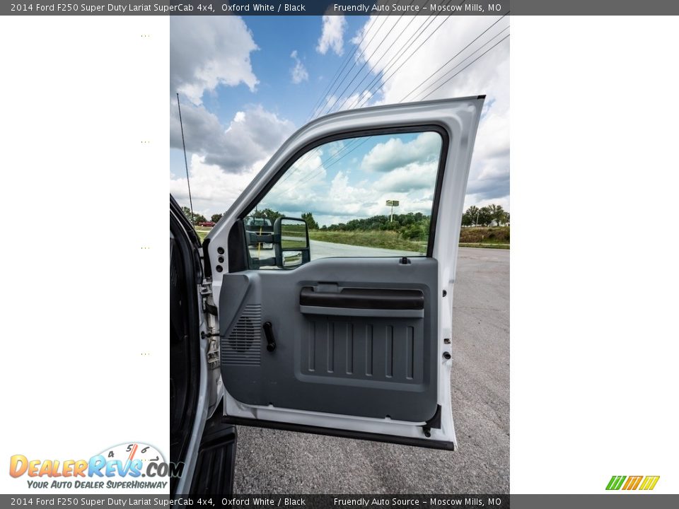 2014 Ford F250 Super Duty Lariat SuperCab 4x4 Oxford White / Black Photo #28